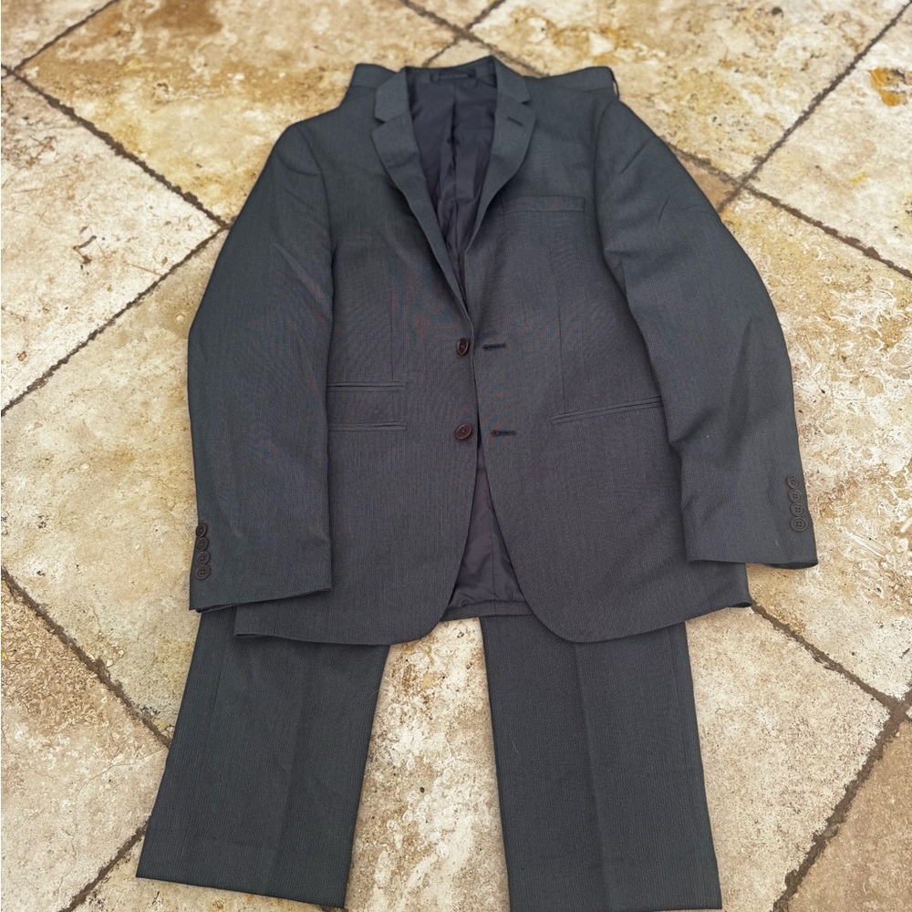 Andrew Fezza suit set